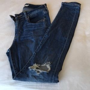 Levi’s High Rise Skinny
